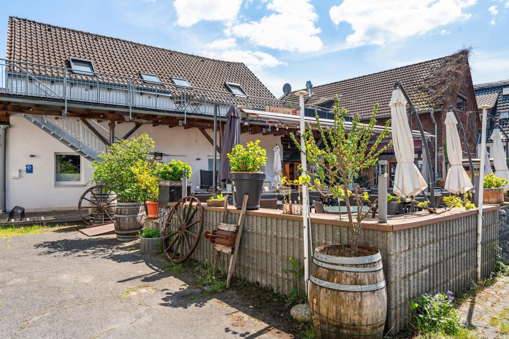 Mola Apartments-Charmante Ferienwohnung Im Herdecke Zentrum Fuer 3 Personen-Grosse Dachterrasse-Grill-Gratis Parken-Wlan Exteriör bild