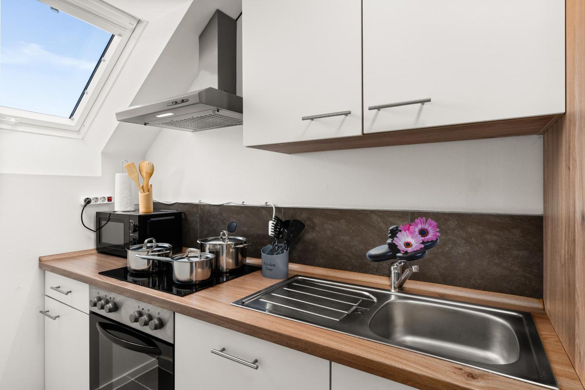 Mola Apartments-Charmante Ferienwohnung Im Herdecke Zentrum Fuer 3 Personen-Grosse Dachterrasse-Grill-Gratis Parken-Wlan Exteriör bild
