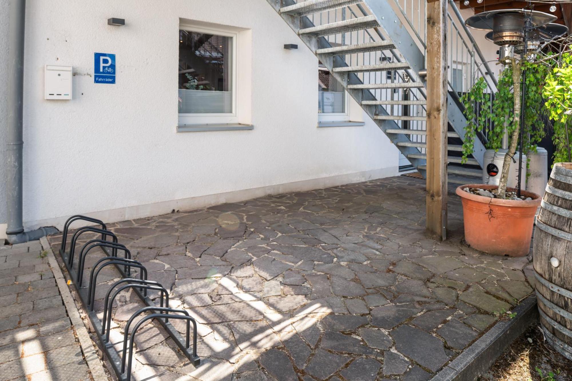 Mola Apartments-Charmante Ferienwohnung Im Herdecke Zentrum Fuer 3 Personen-Grosse Dachterrasse-Grill-Gratis Parken-Wlan Exteriör bild